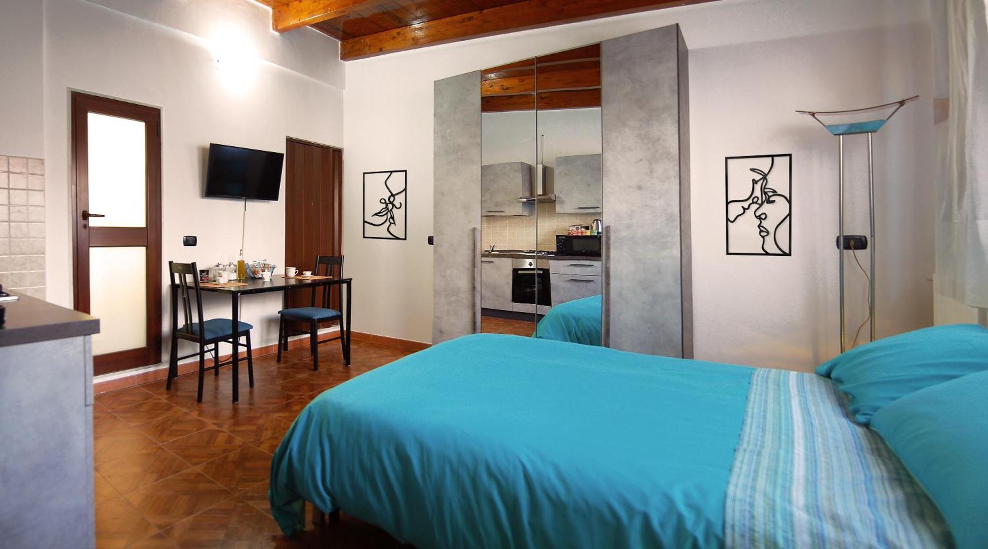 Sea Breeze Villa - Luna Apartment Bari Eksteriør billede